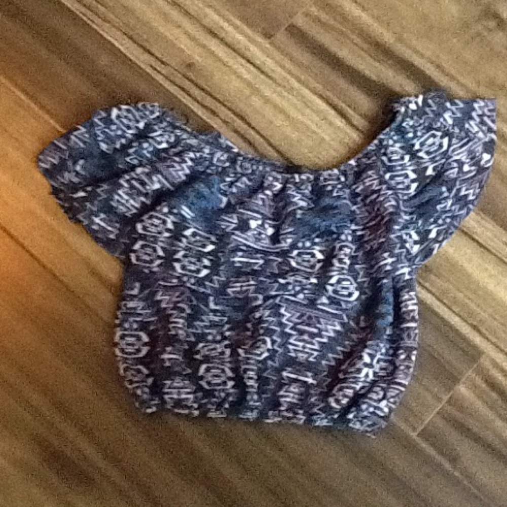 Cute off- the-shoulder shirt for girls